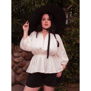 La Femme En Noir tunic top, NWT